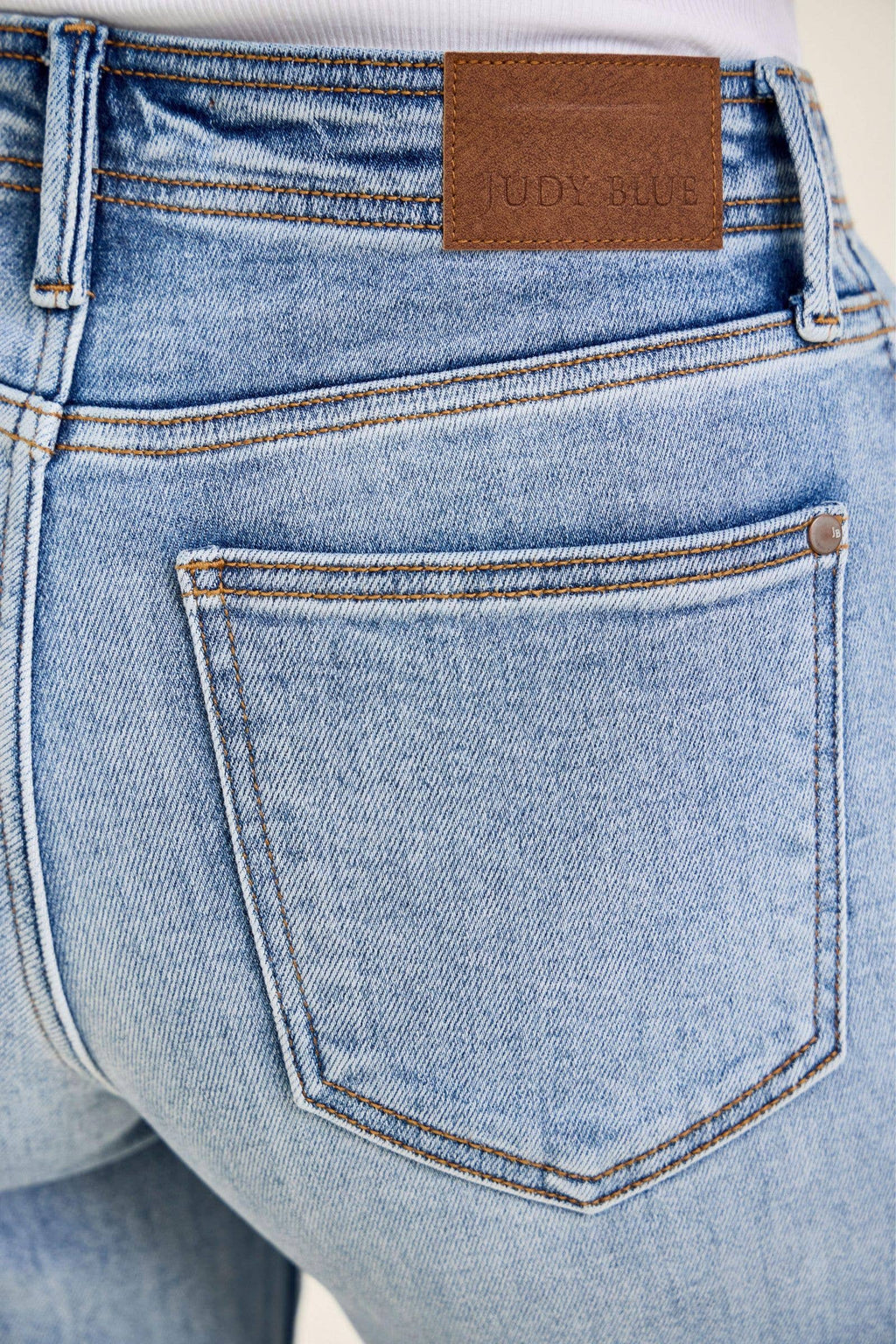 Judy Blue Mid Rise Light Wash Ankle Wide Leg Jeans with Hollywood Waistband & Fray Hem