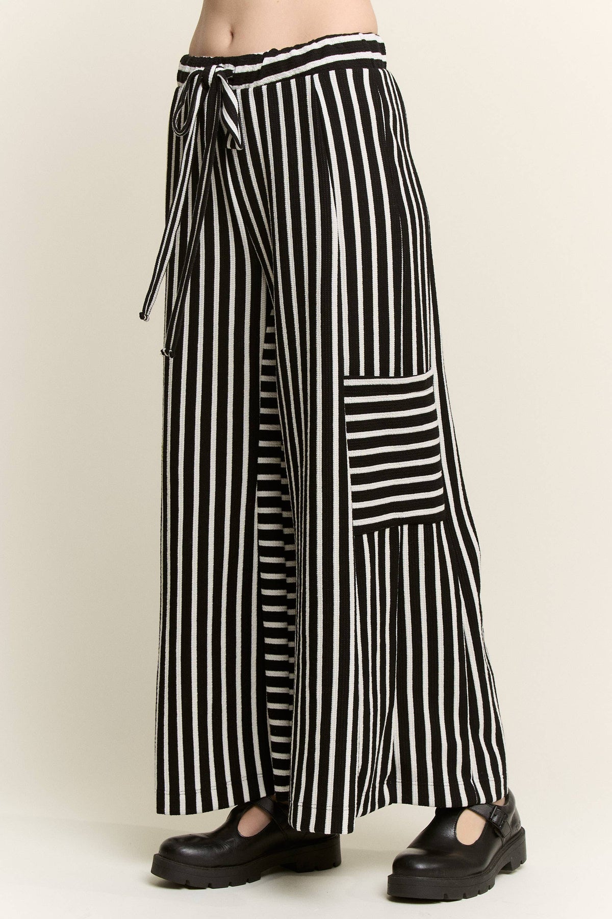 STRIPE WIDE LEG PANTS