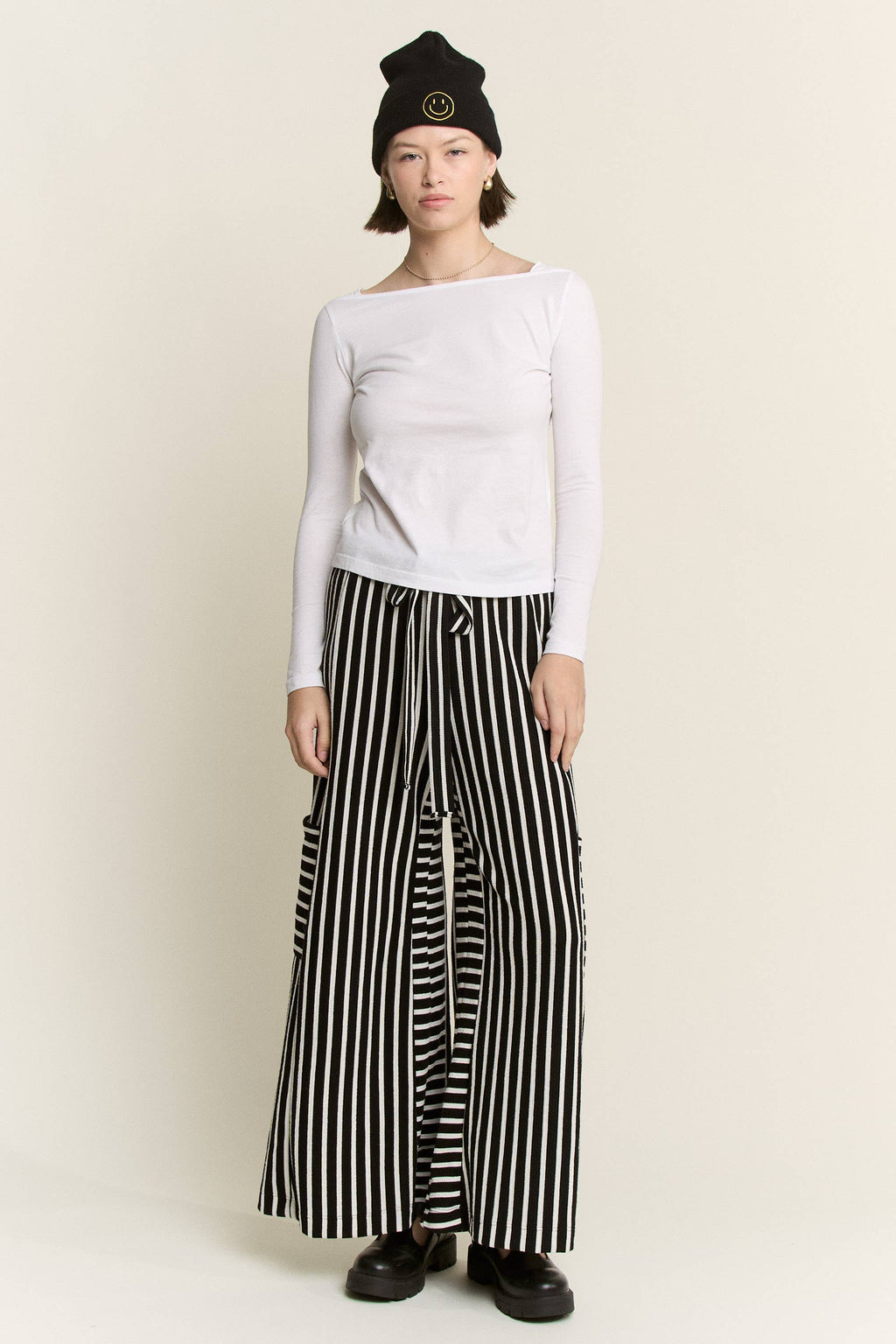 STRIPE WIDE LEG PANTS