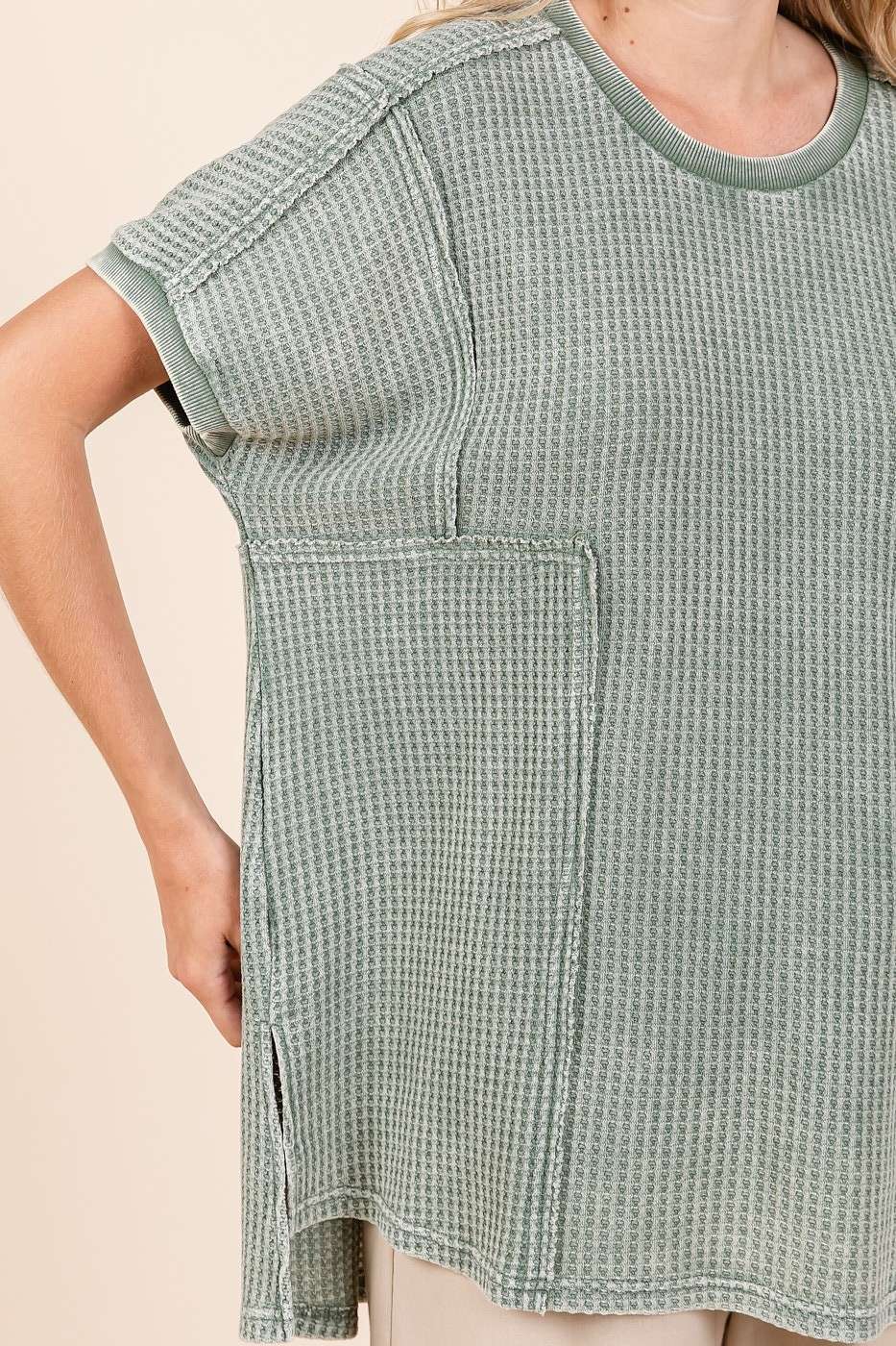 MINERAL WASH WAFFLE KNIT SEAM DETAIL TUNIC TOP