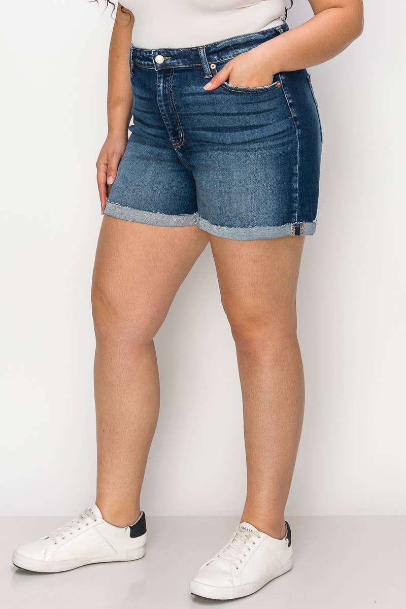 PLUS SIZE - HIGH  RISE STRETCH MIDI CUFF SHORT