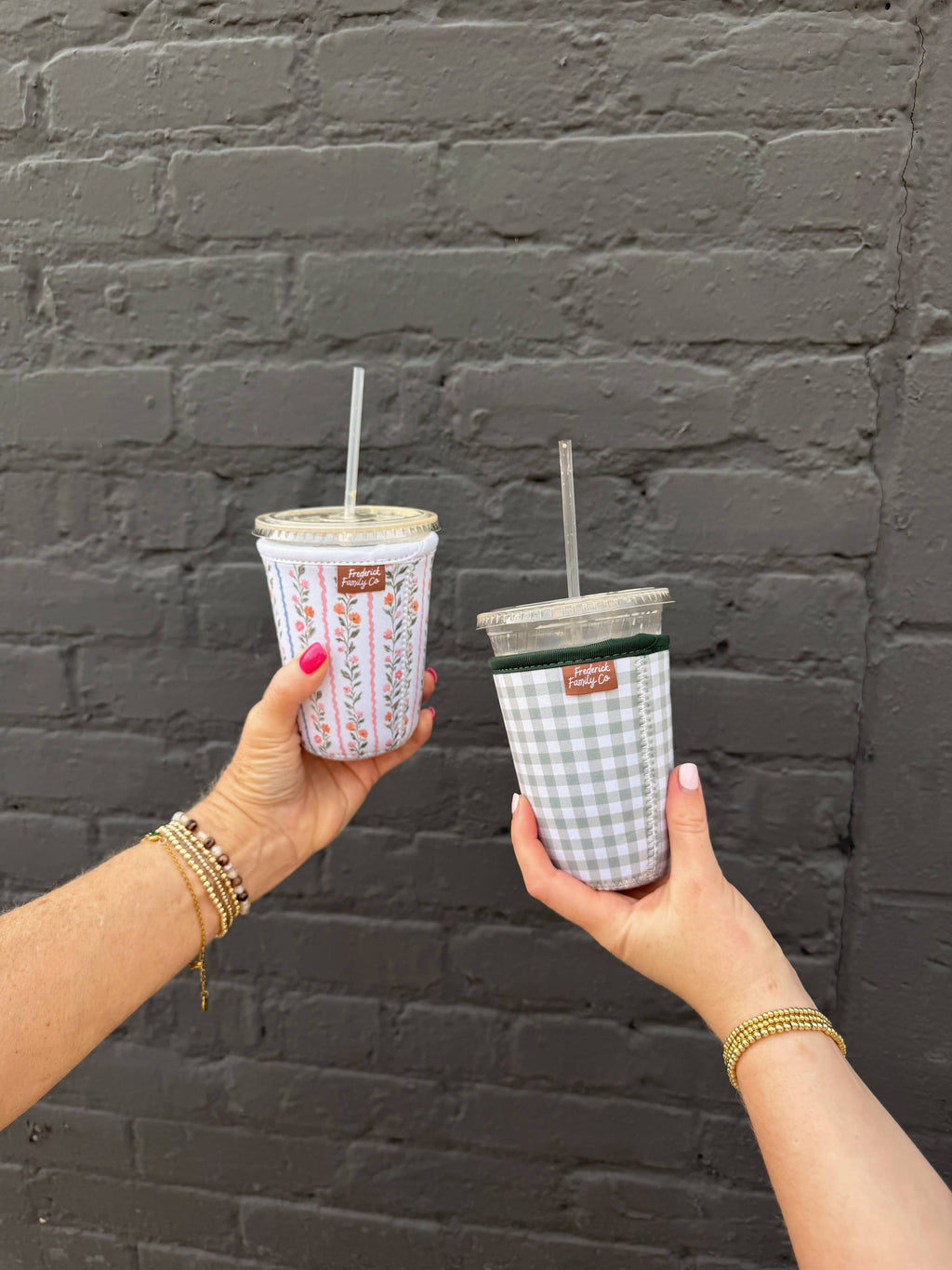 Iced Coffee Sleeve, Cute Reusable  Cup Holder Drink Sleeve, Coffee Lover Gift, Cold Drink Sleeve for Iced Coffee Cups
