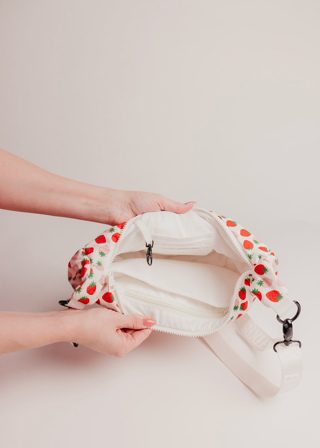 Shortcake Crescent Bag