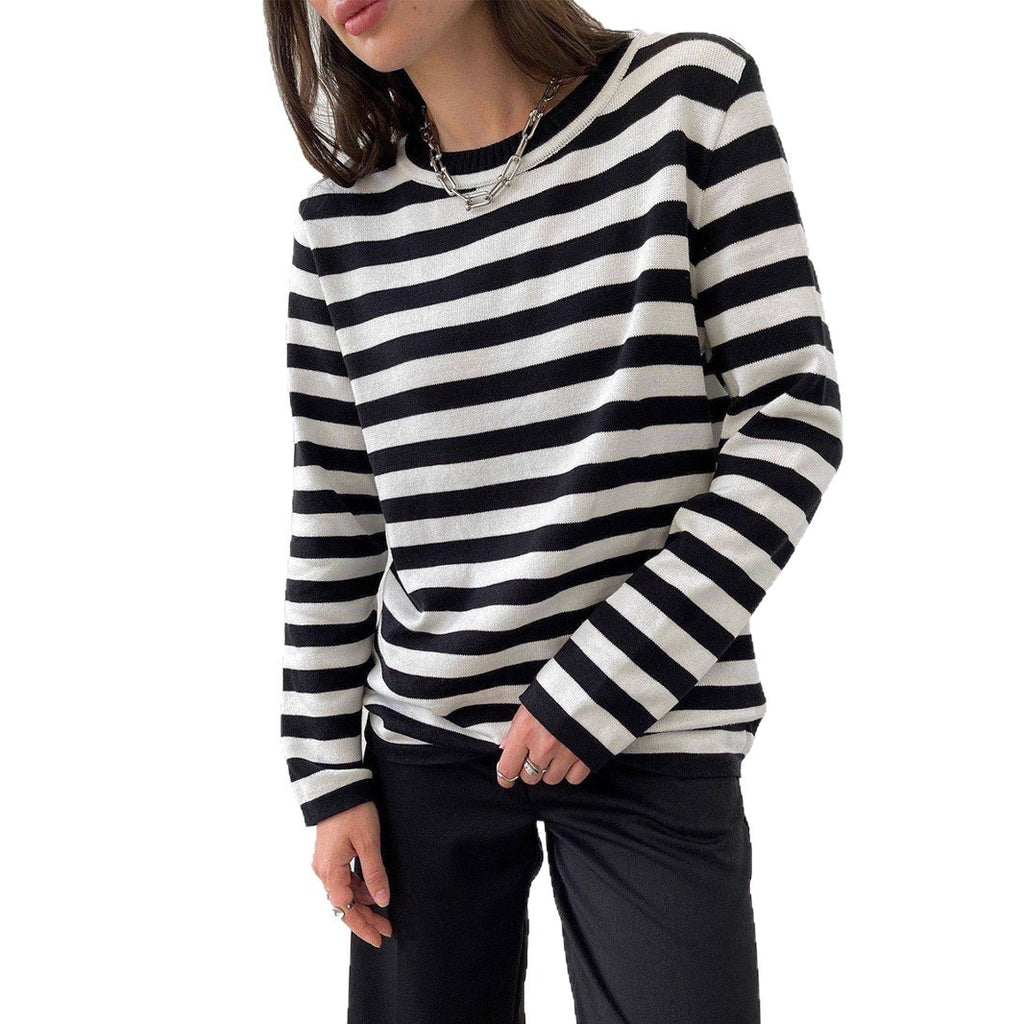 Round neck striped sweater