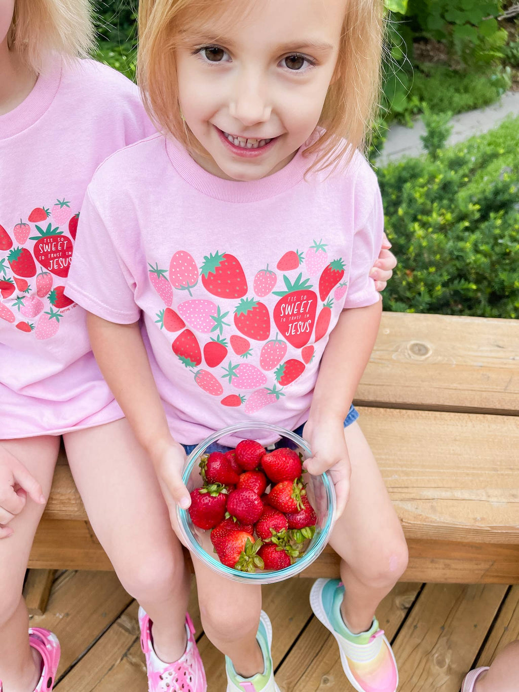 Tis So Sweet To Trust In Jesus Strawberry Toddler T-Shirt