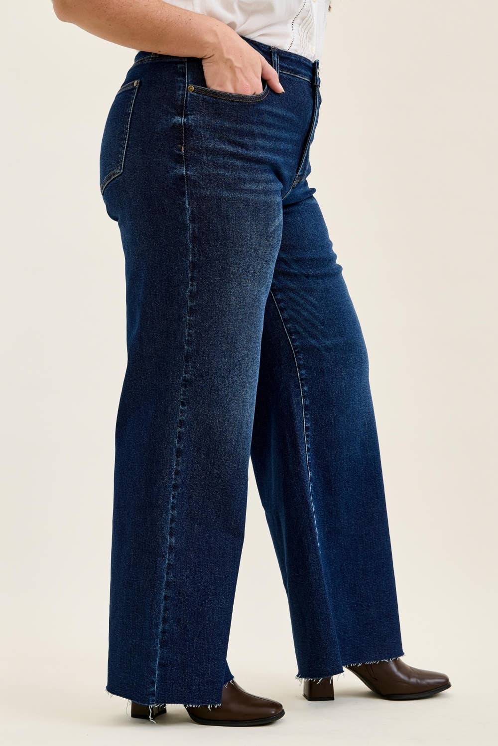 HW Retro Wide w/ Adjustable WB Tabs + Raw hem - PLUS