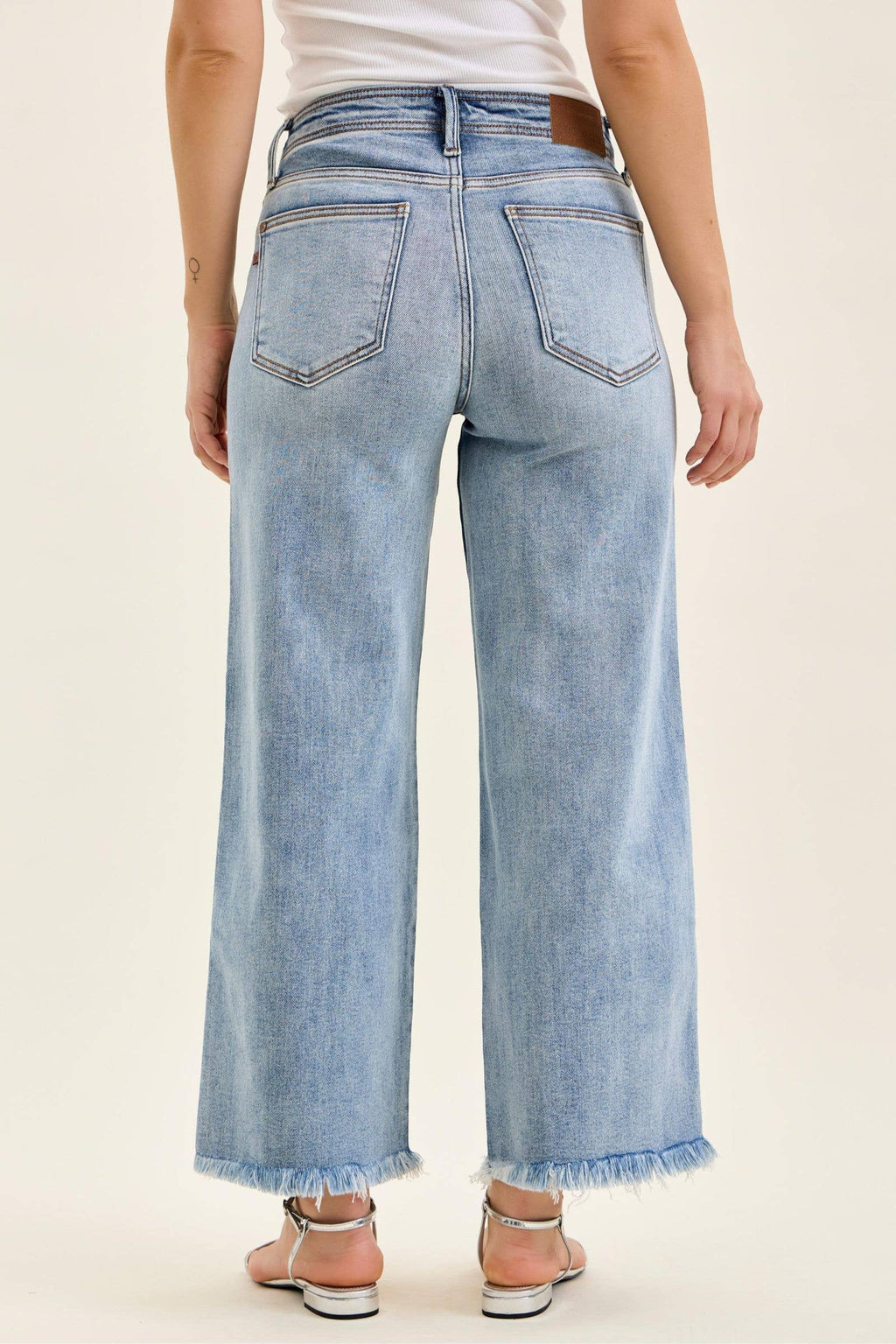 Judy Blue Mid Rise Light Wash Ankle Wide Leg Jeans with Hollywood Waistband & Fray Hem
