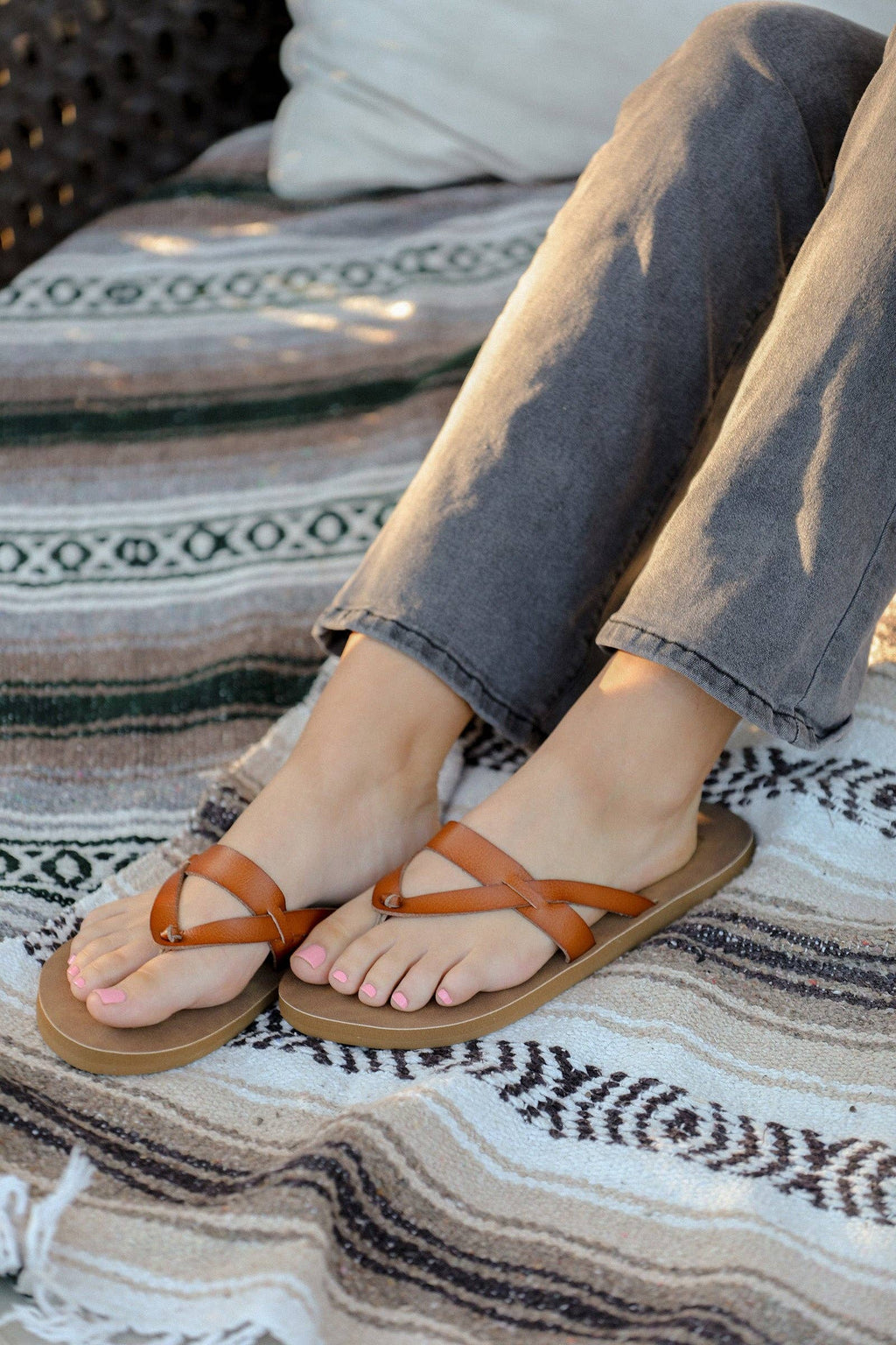 Priya — Women's Hooded Sandal