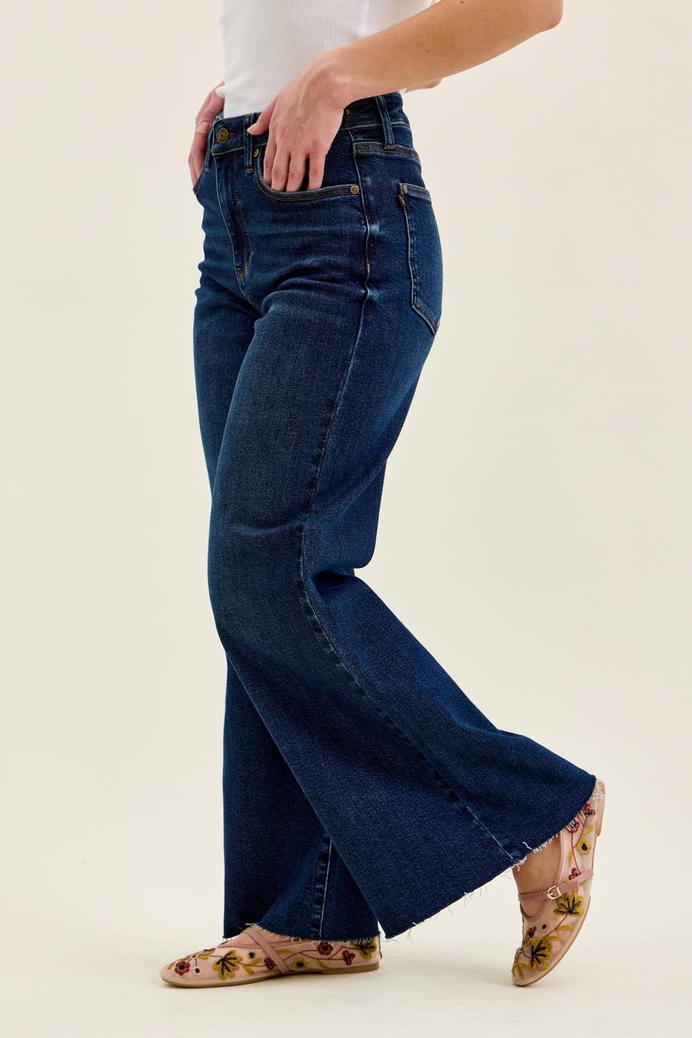 HW Petite Retro Wide w/ Adjustable WB Tabs + Raw hem